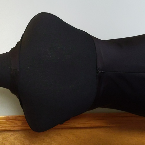 Laundry by Shelli Segal Vintage Gown - Picture 4 of 13